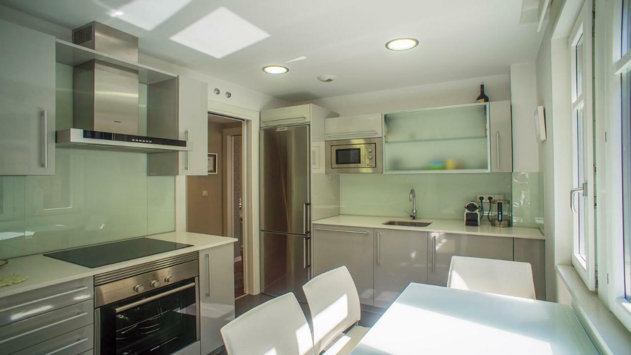 Downtown Design Apartment Сан-Себастьян Экстерьер фото